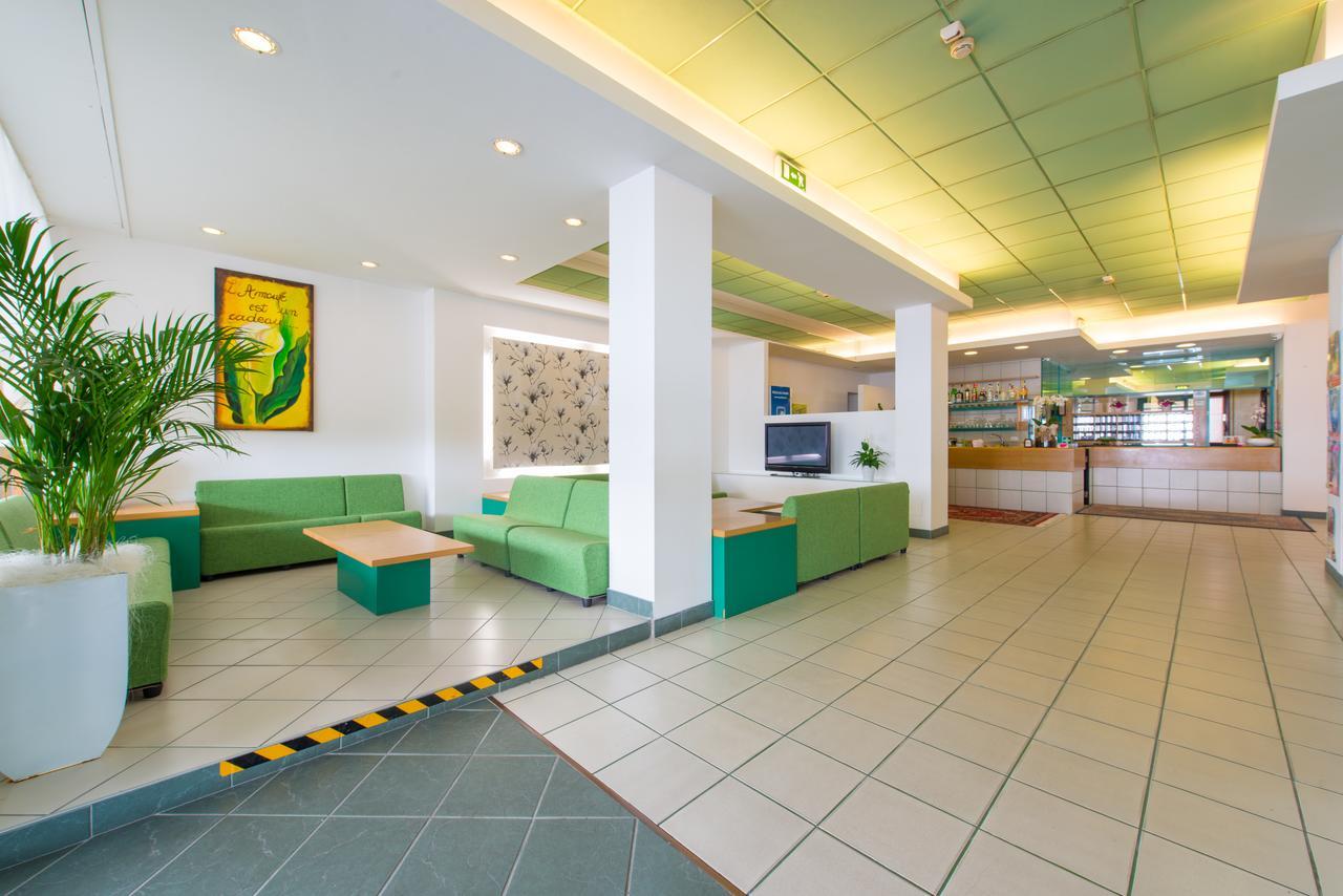 Hotel 2000 Rimini Exterior photo