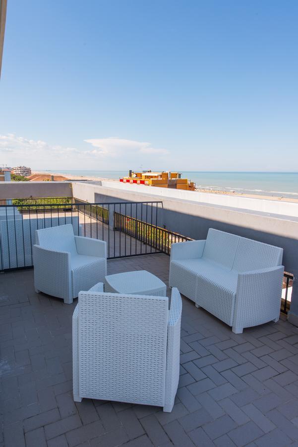 Hotel 2000 Rimini Exterior photo